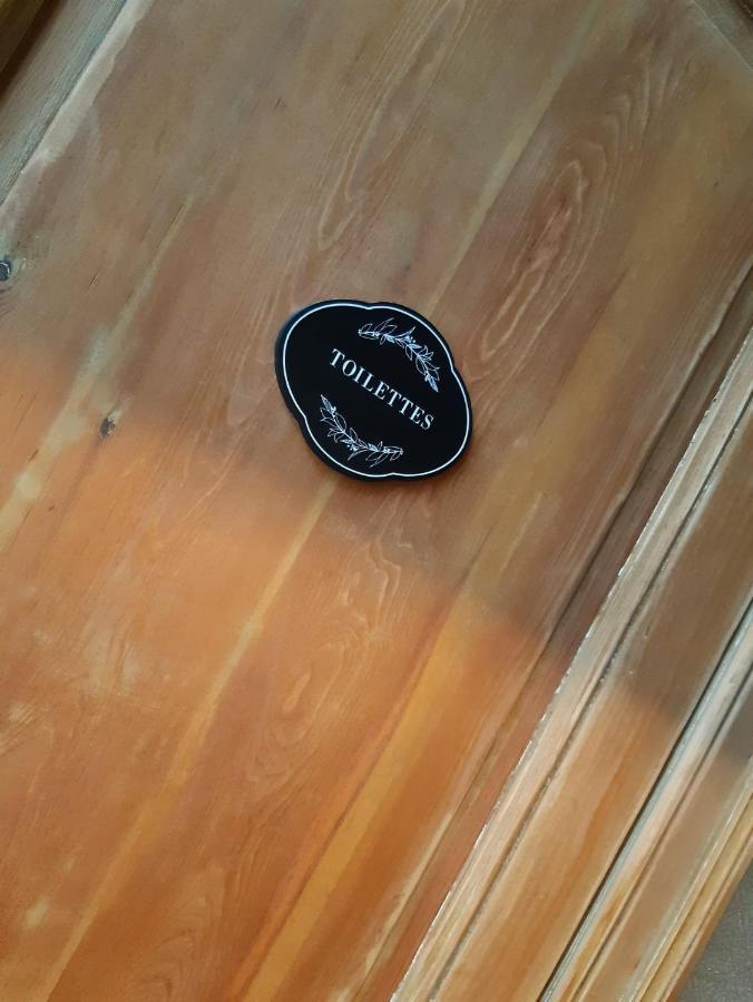La Meusame Dinant Buitenkant foto